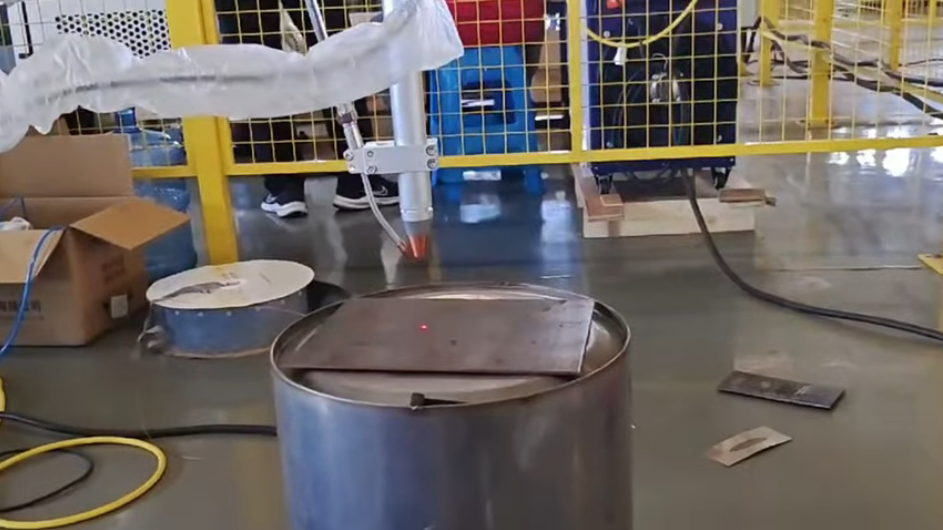 LIGENT robot laser welding operation and programming