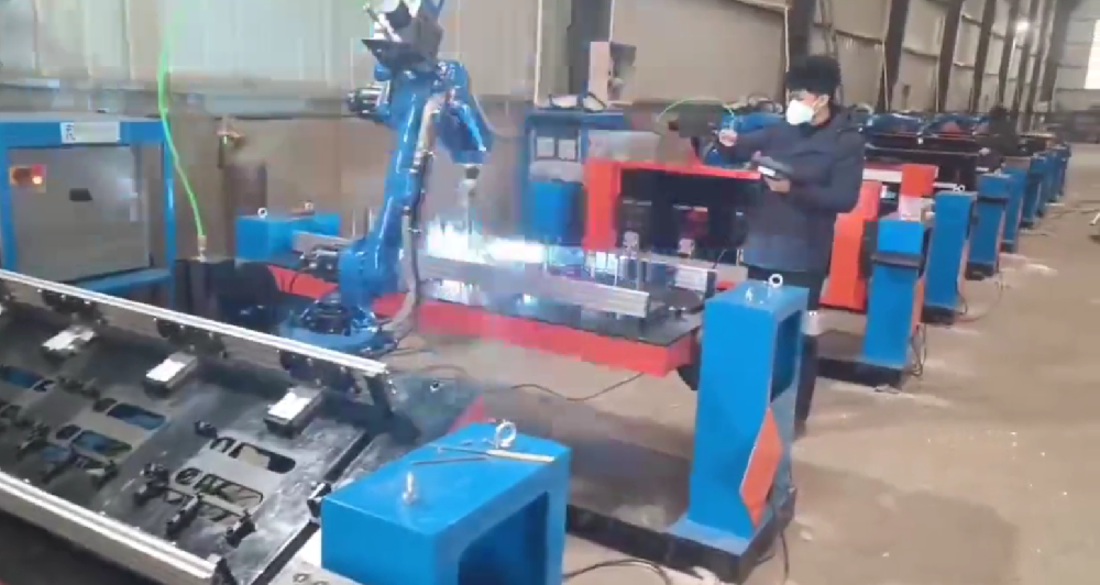 Compact Welding Robot for Limited Factory Space: A Smart Automation Solution