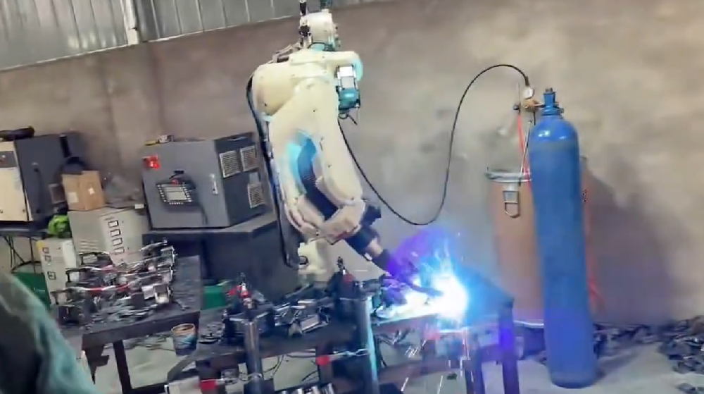 Best Welding Robot for Small Manufacturing Business: A Practical Guide